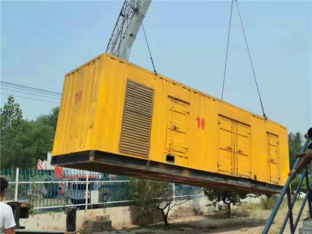 夏邑300KW柴油发电机组油耗是多少?