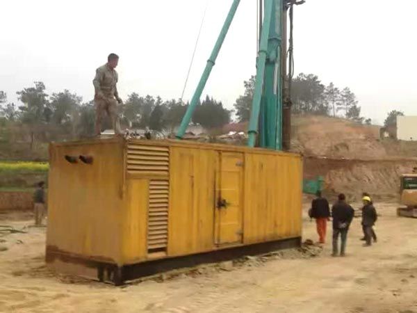 夏邑如何判断水冷式机油散热器密封件是否需要更换?
